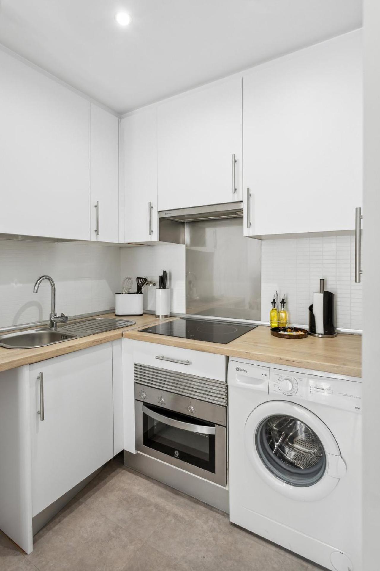 Limehome Madrid Calle De La Paloma Екстер'єр фото