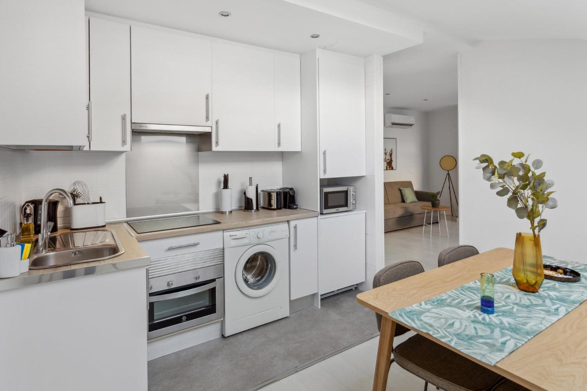 Limehome Madrid Calle De La Paloma Екстер'єр фото