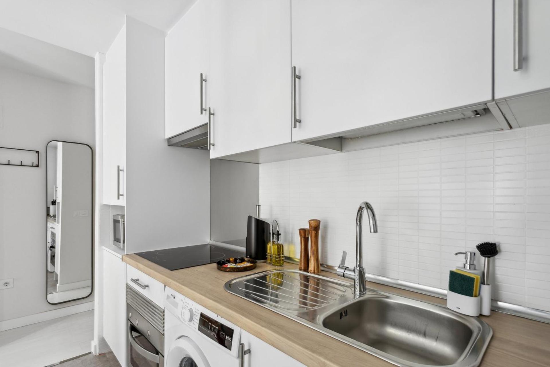 Limehome Madrid Calle De La Paloma Екстер'єр фото