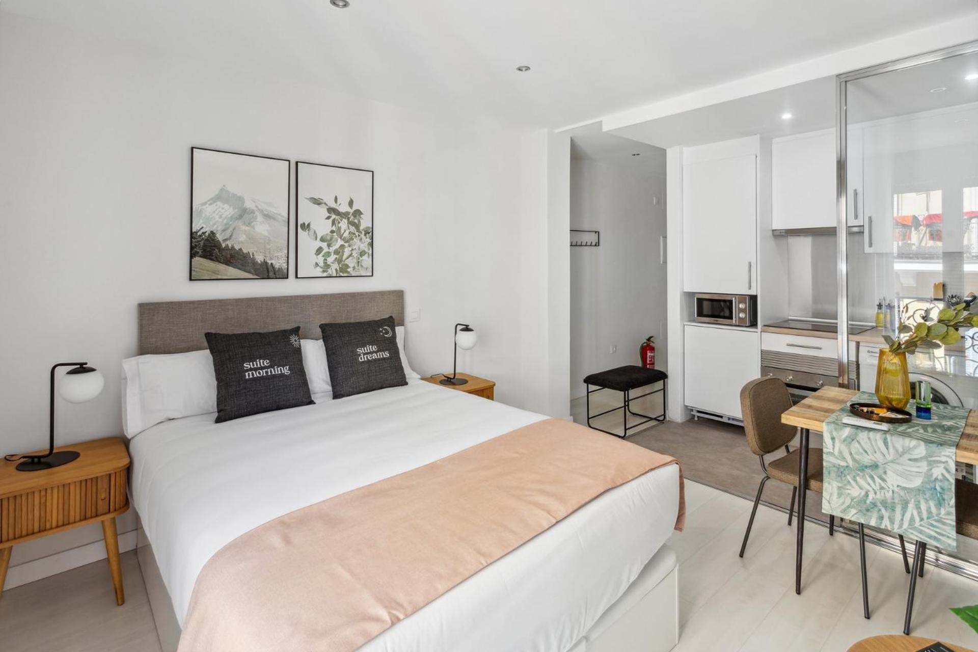 Limehome Madrid Calle De La Paloma Екстер'єр фото